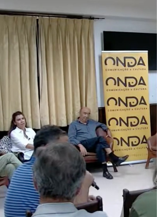 Debate ou tertúlia sobre a indústria de pescado em Peniche